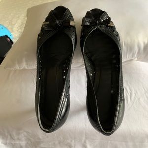 Stuart Weitzman Open toes black pumps